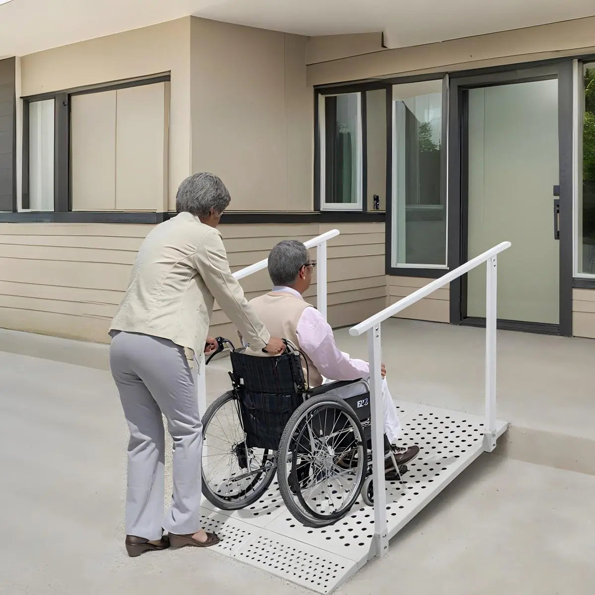 Heavy-Duty Foldable Wheelchair Ramp