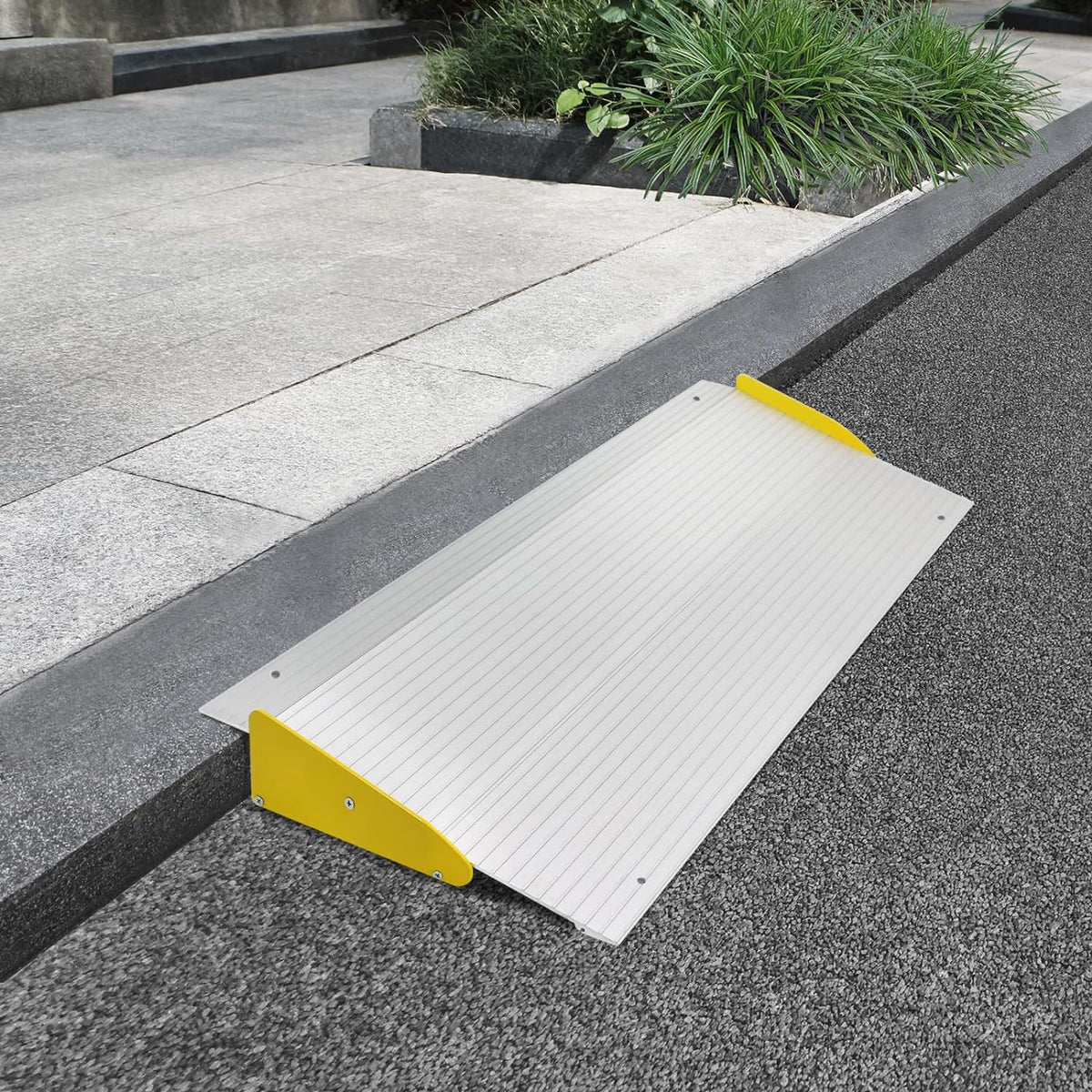 2 Inch-Rise-Threshold-Curb-Ramp-for-Sidewalk-with-Non-Slip-Surface-1.jpg